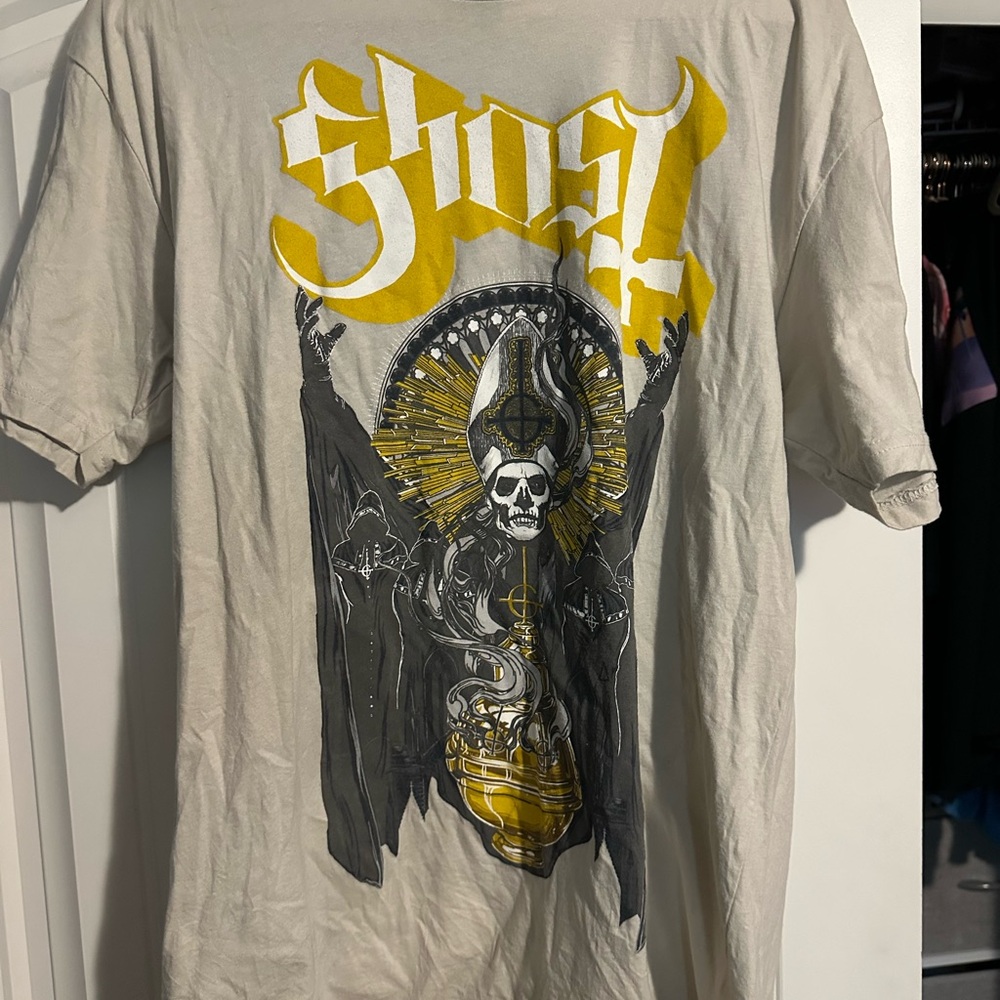 Ghost Band Short Sleeve Tee with Yellow & Black Graphic Ghost singer on front XL